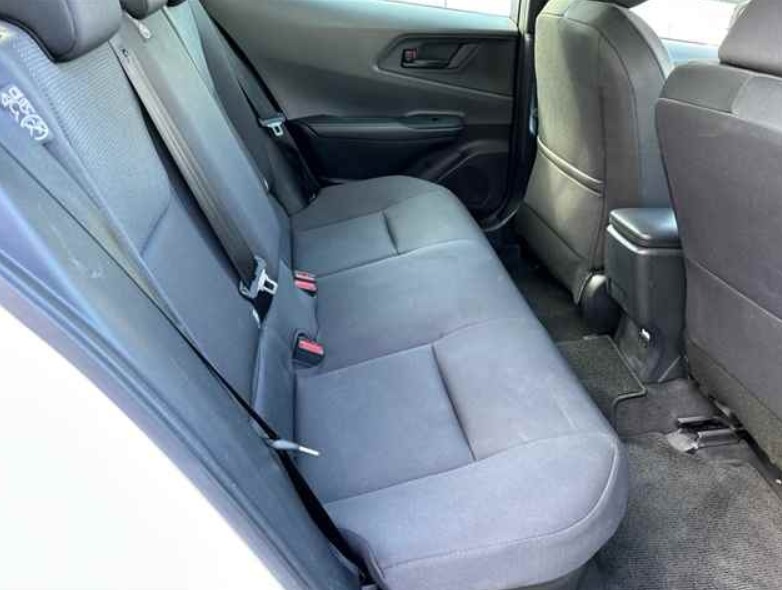 
								TOYOTA PRIUS X (2023) full									