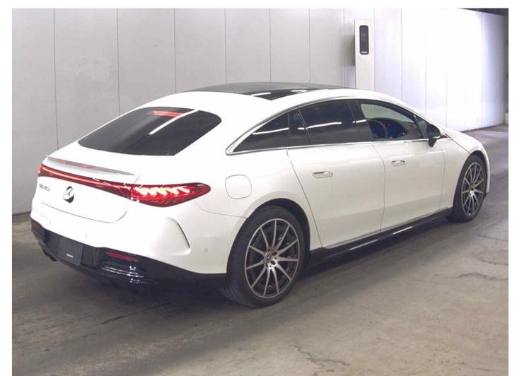 
								Mercedes-Benz EQS 450 Plus full									